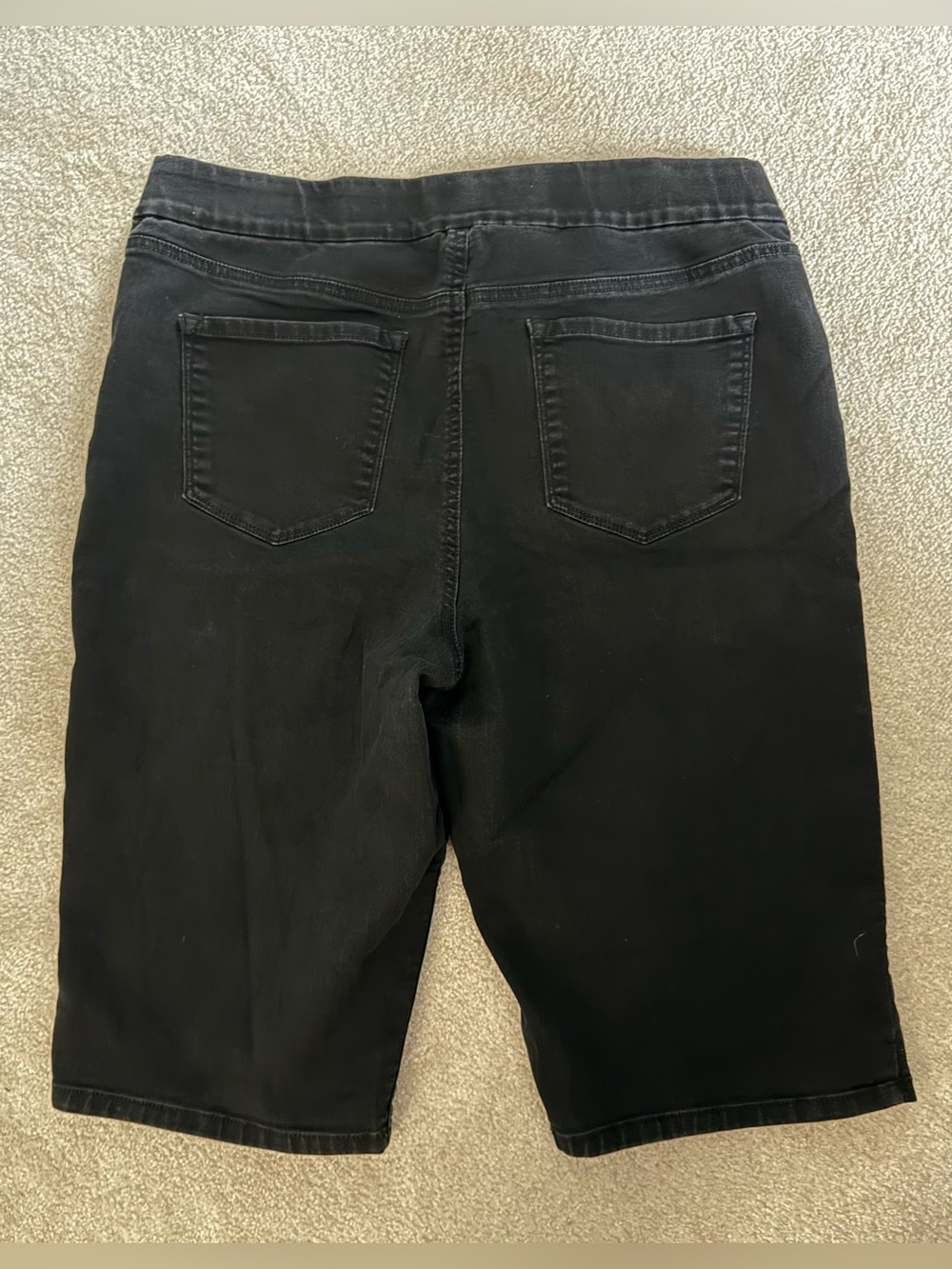 Nine West Bermuda Shorts - Picture 4 of 5